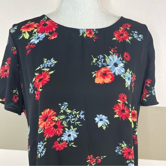 2/$25 Chelsea & Theodore Black Floral Business Casual Feminine Pretty Blouse L - Picture 5 of 12